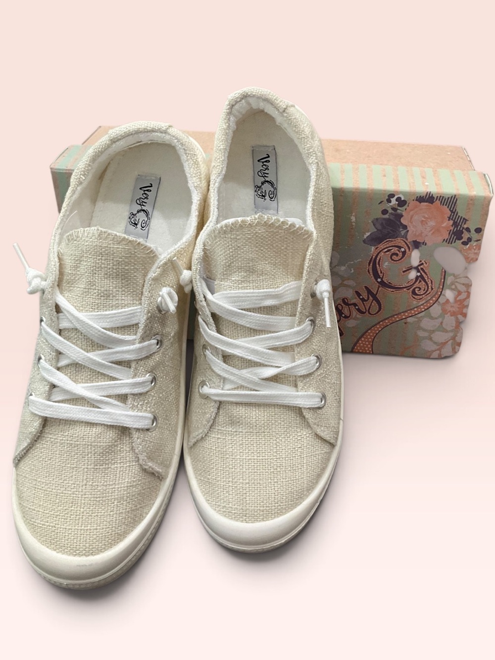 Very G Lena Women's Low-Top Canvas Sneakers Cream Size 10 NEW